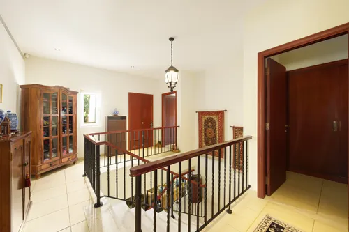 5 Bedrooms Villa in Al Mahra
