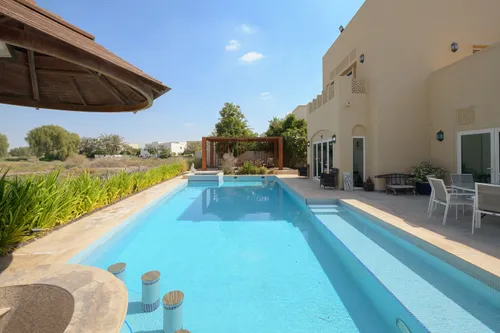 5 Bedrooms Villa in Al Mahra