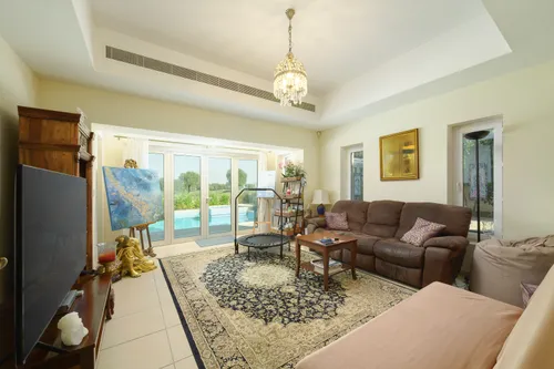 5 Bedrooms Villa in Al Mahra