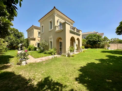 5 Bedrooms Villa in Alvorada 1