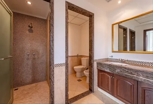 5 Bedrooms Villa in Alvorada 1