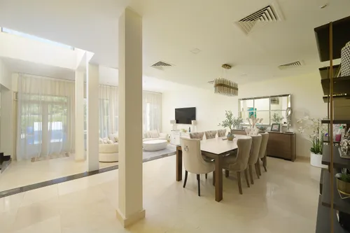 5 Bedrooms Villa in Saheel