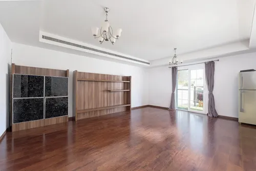 3 Bedrooms Villa in Al Reem 3