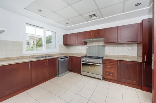 3 Bedrooms Villa in Al Reem 3