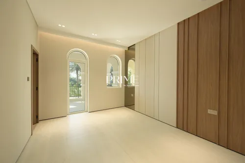 5 Bedrooms Villa in Mirador