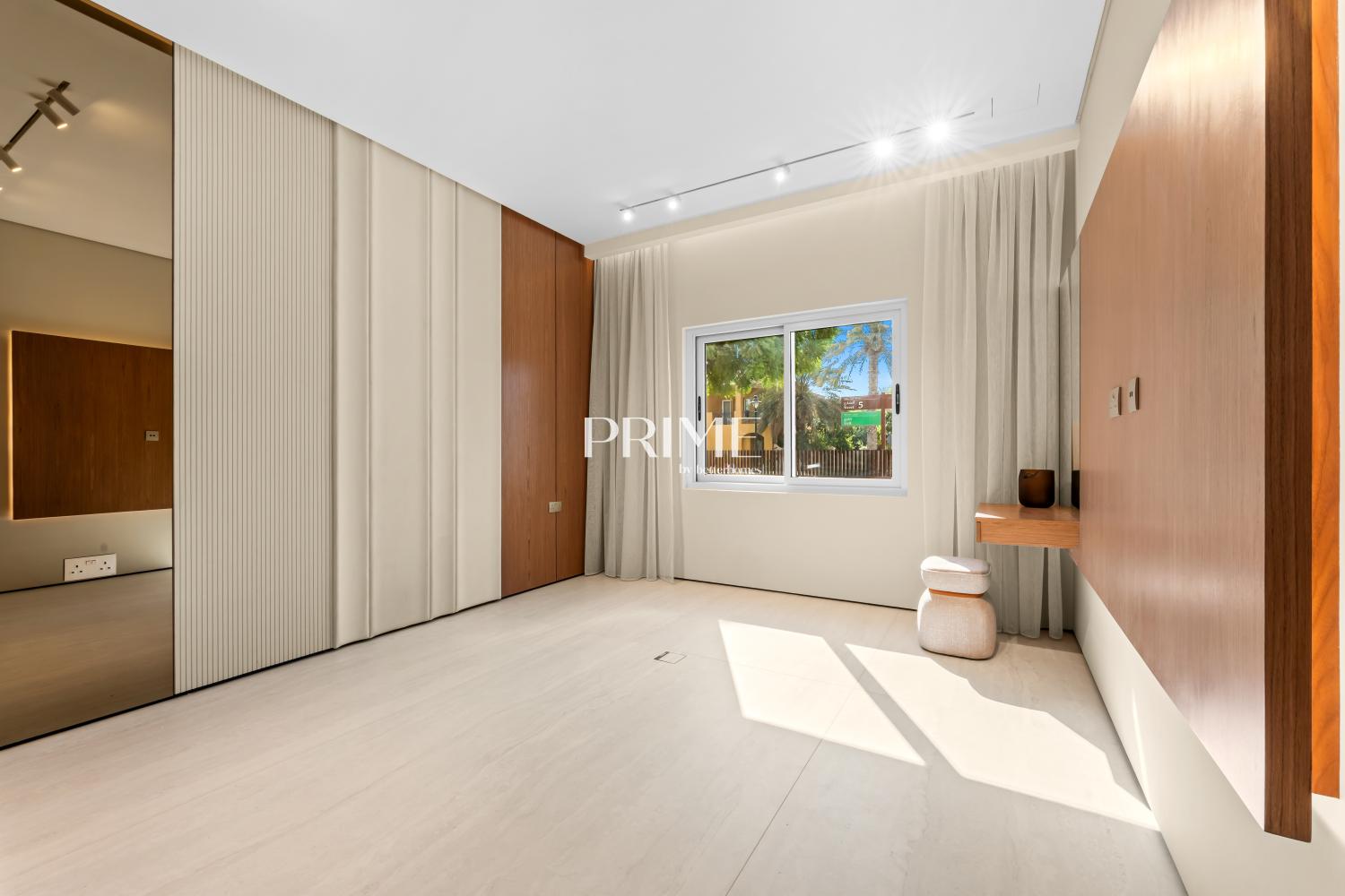 5 Bedrooms Villa in Mirador