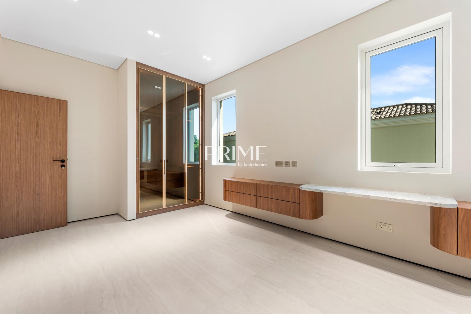 5 Bedrooms Villa in Mirador