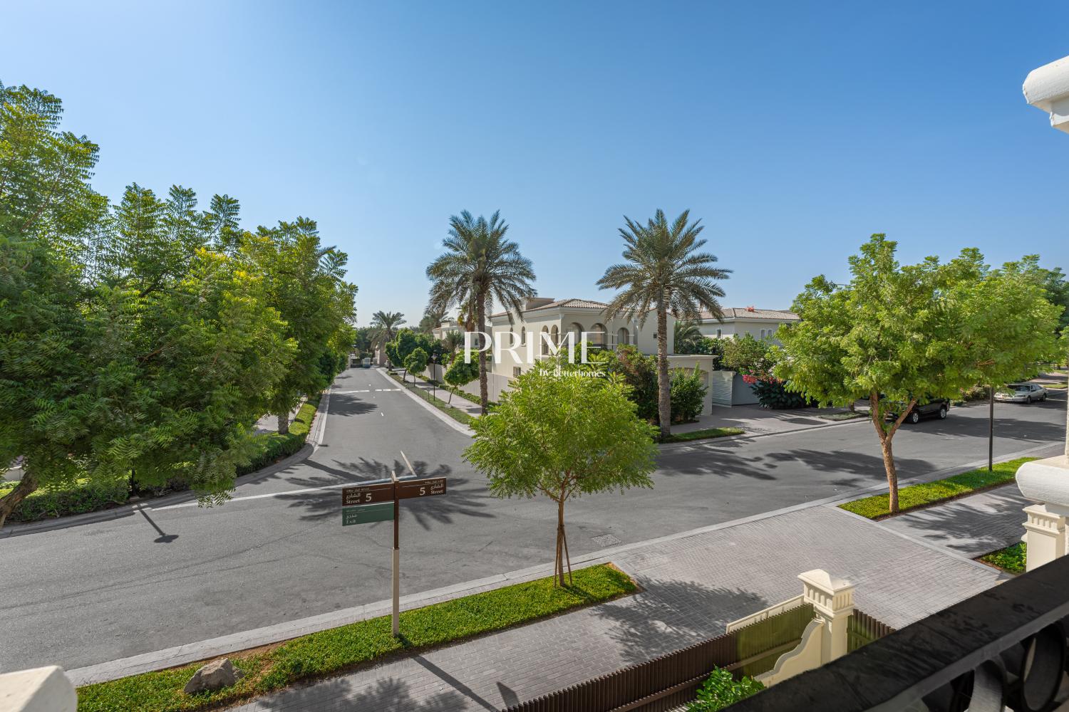 5 Bedrooms Villa in Mirador
