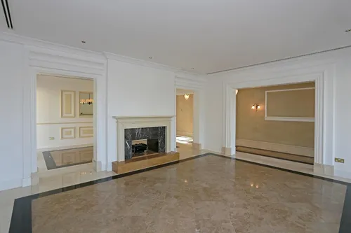 5 Bedrooms Villa in Savannah 1