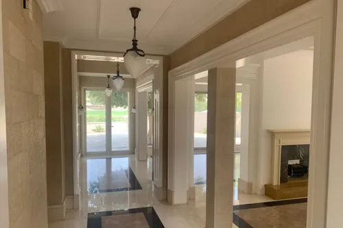 5 Bedrooms Villa in Savannah 1