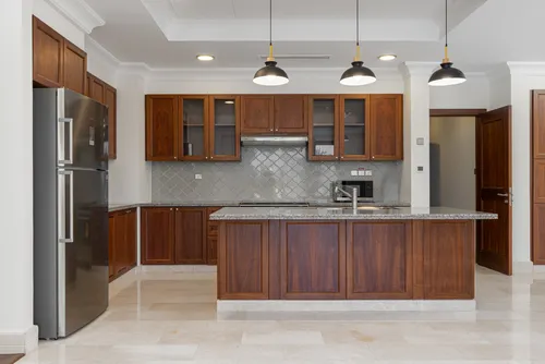 5 Bedrooms Villa in Aseel