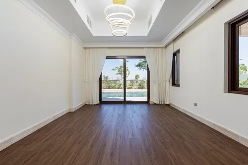 5 Bedrooms Villa in Aseel