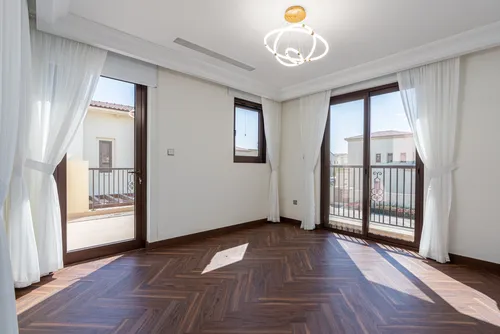 5 Bedrooms Villa in Aseel