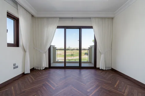 5 Bedrooms Villa in Aseel