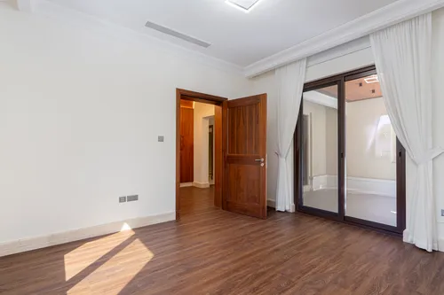 5 Bedrooms Villa in Aseel