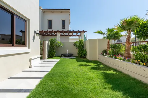 5 Bedrooms Villa in Aseel