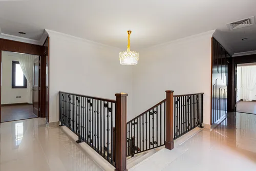 5 Bedrooms Villa in Aseel