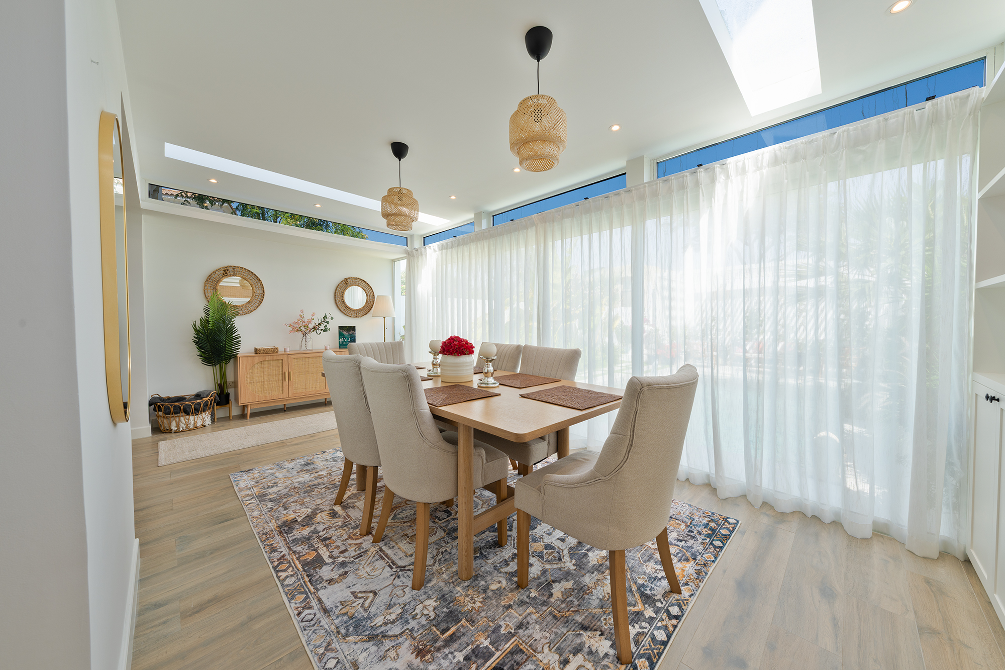 2 Bedrooms Townhouse in Alma 2