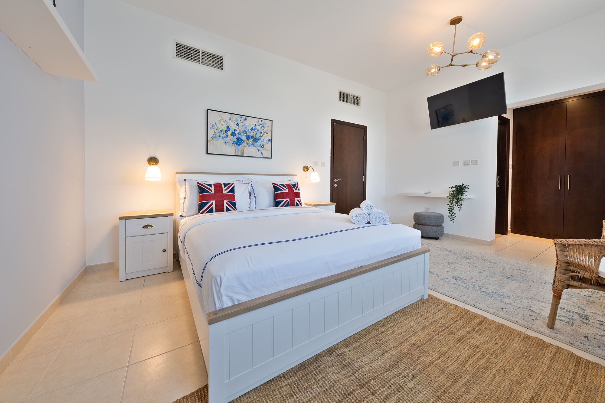 2 Bedrooms Townhouse in Alma 2