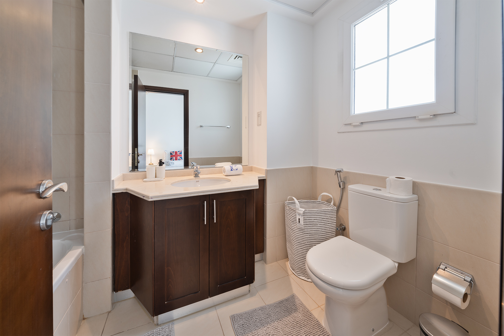 2 Bedrooms Townhouse in Alma 2