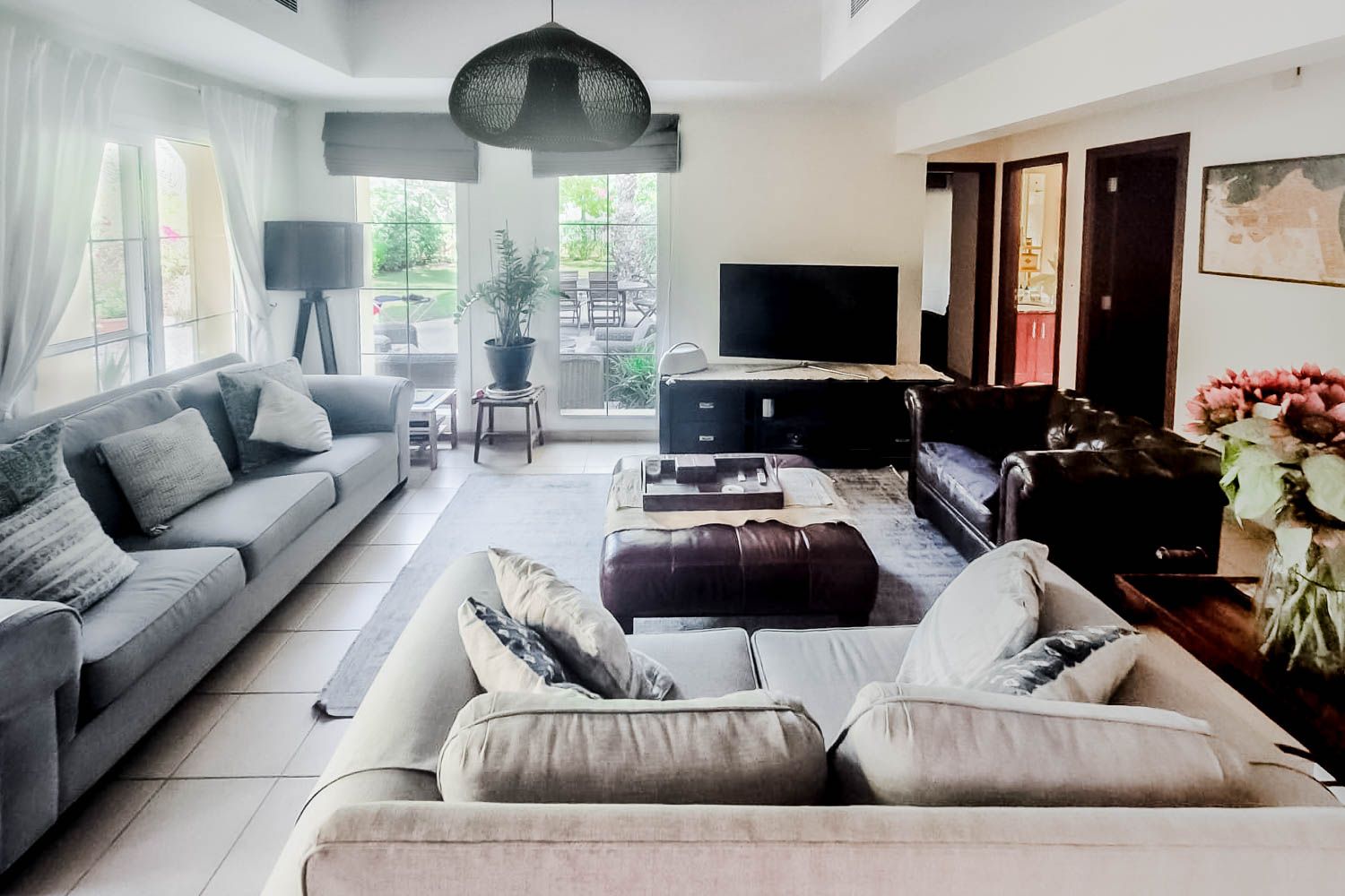 3 Bedrooms Villa in Palmera 2