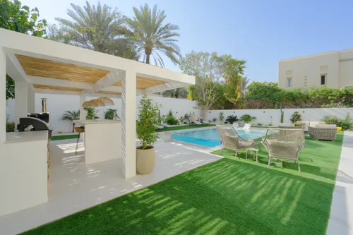 5 Bedrooms Villa in Al Mahra