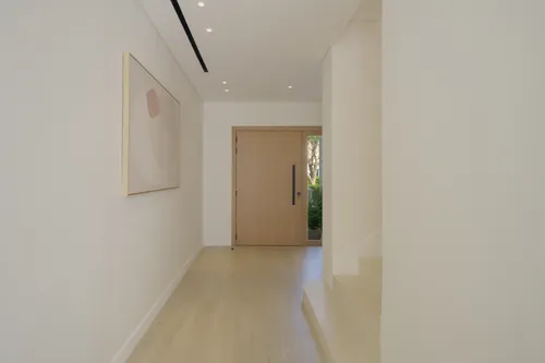 5 Bedrooms Villa in Al Mahra