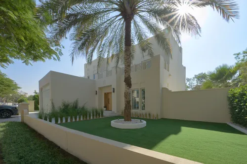 5 Bedrooms Villa in Al Mahra