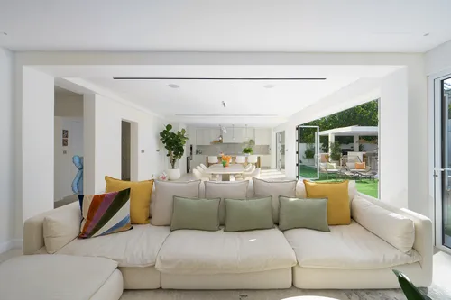 5 Bedrooms Villa in Al Mahra