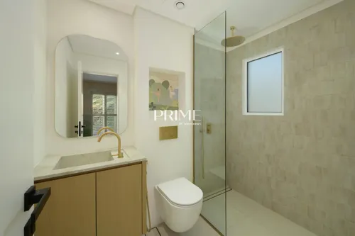 5 Bedrooms Villa in Al Mahra