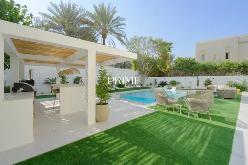 5 Bedrooms Villa in Al Mahra