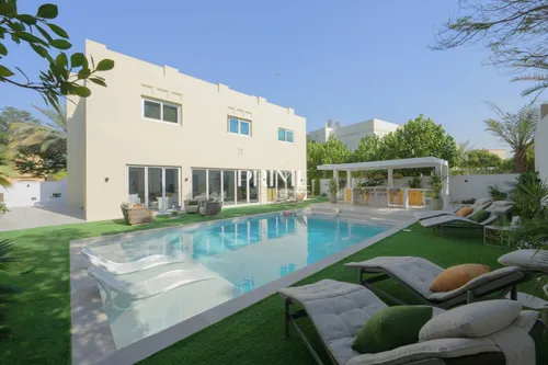 Exclusive | Fully Upgraded | South Facing