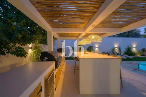 5 Bedrooms Villa in Al Mahra