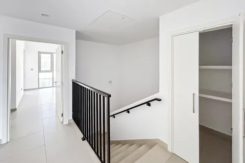 3 Bedrooms Townhouse in Camelia 1