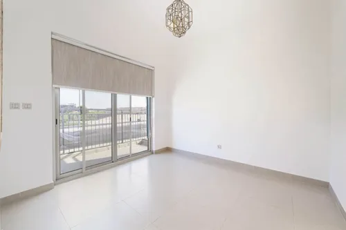 4 Bedrooms Townhouse in Camelia 1