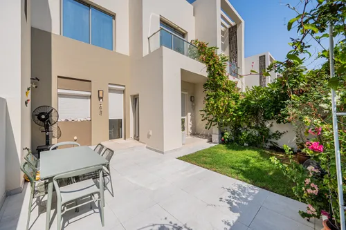 3 Bedrooms Townhouse in Reem Community