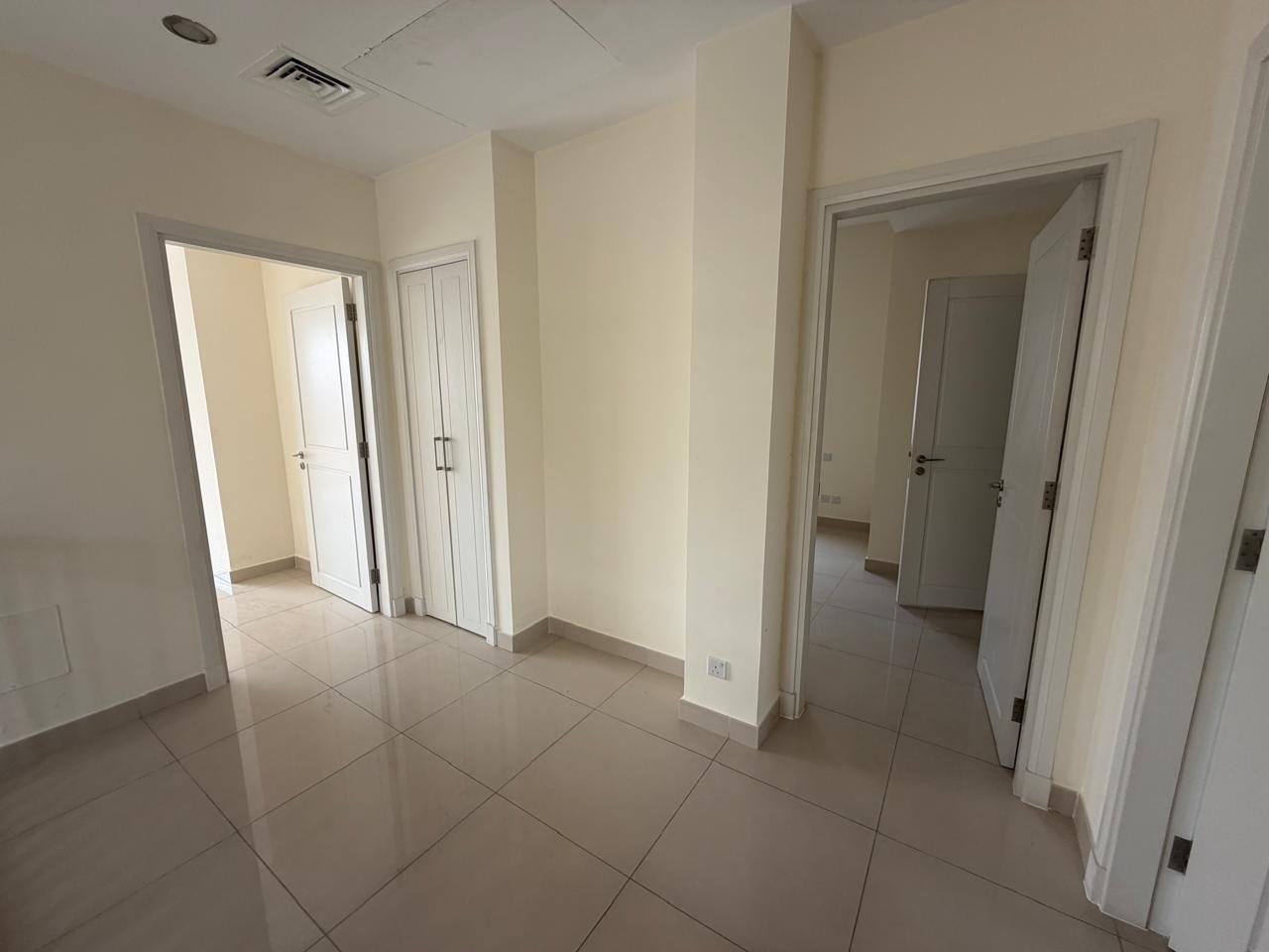 3 Bedrooms Villa in Samara