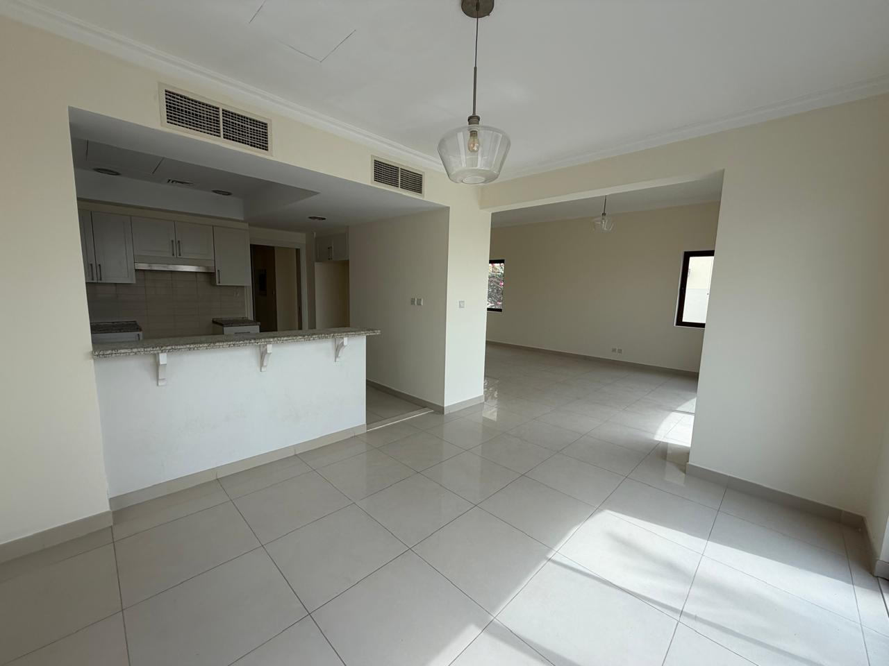 3 Bedrooms Villa in Samara