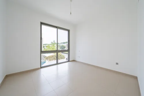 4 Bedrooms Townhouse in Reem Community