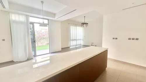 4 Bedrooms Townhouse in Reem Community