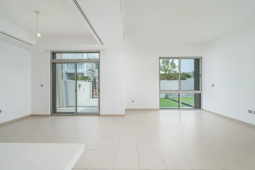 4 Bedrooms Townhouse in Reem Community