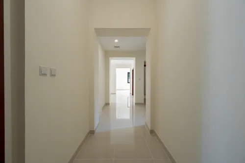 5 Bedrooms Villa in Samara