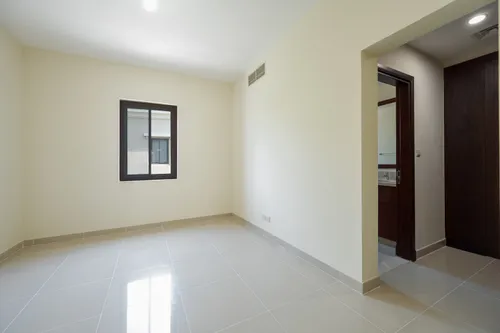 5 Bedrooms Villa in Samara