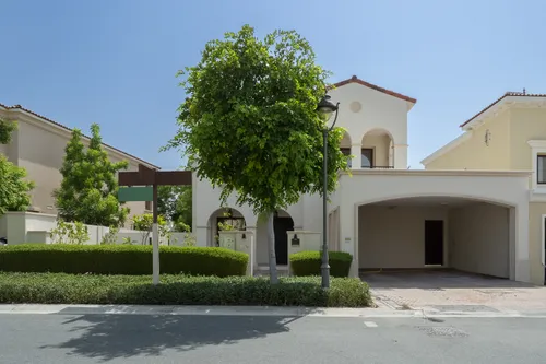 5 Bedrooms Villa in Samara