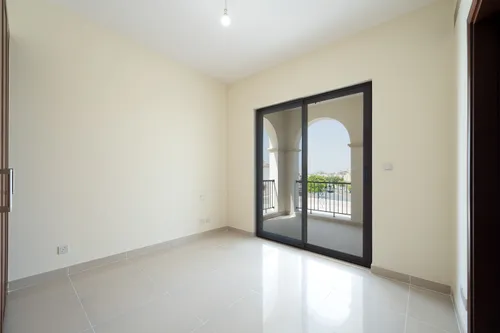 5 Bedrooms Villa in Samara