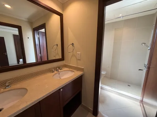 5 Bedrooms Villa in Yasmin