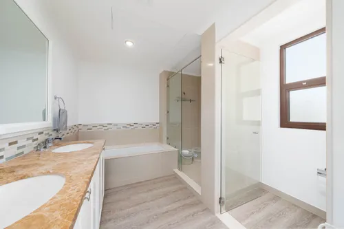 3 Bedrooms Villa in Lila