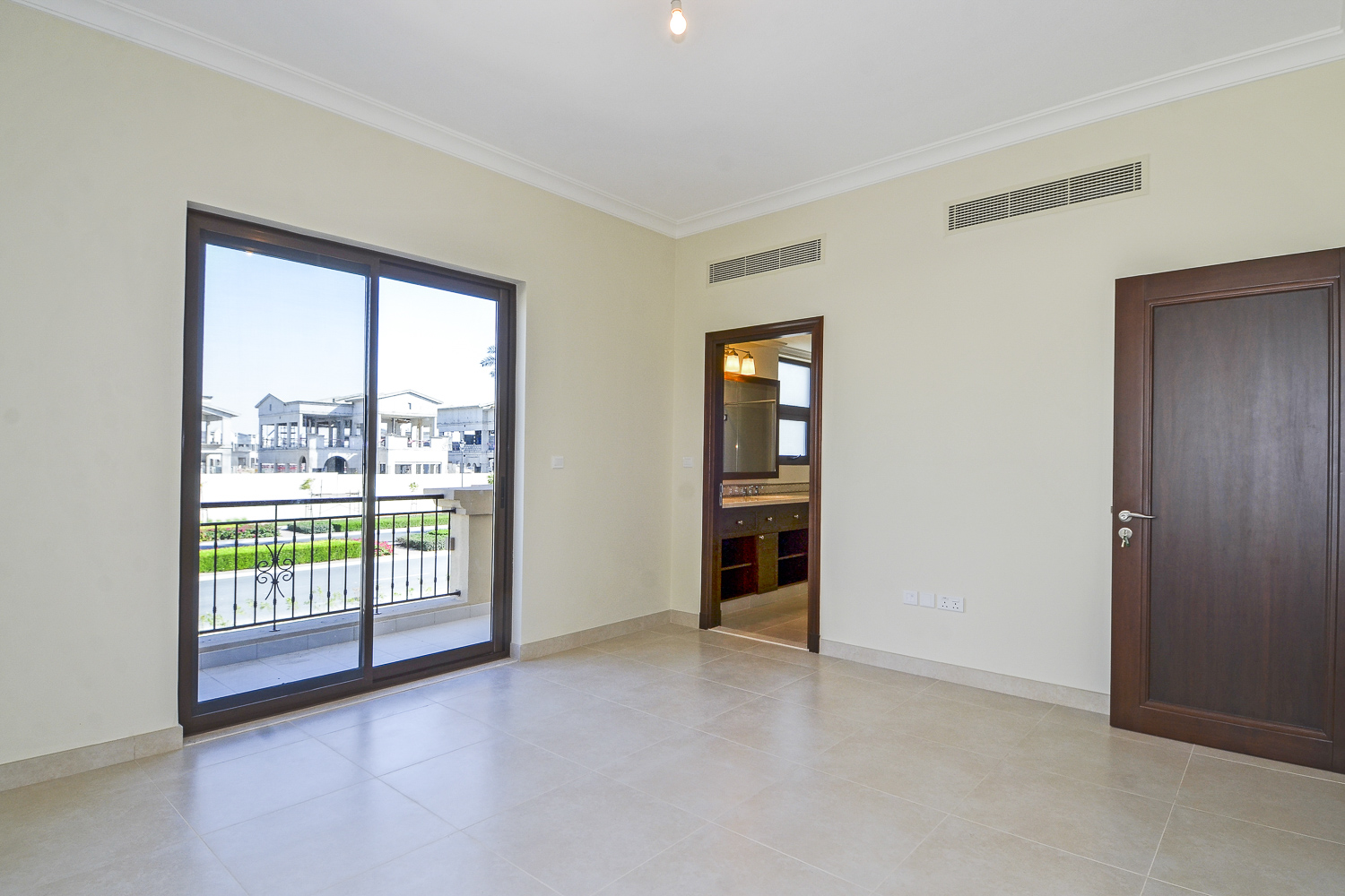 5 Bedrooms Villa in Palma