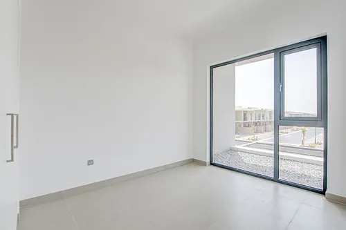 4 Bedrooms Villa in Camelia 1