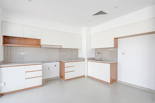 4 Bedrooms Villa in Camelia 1